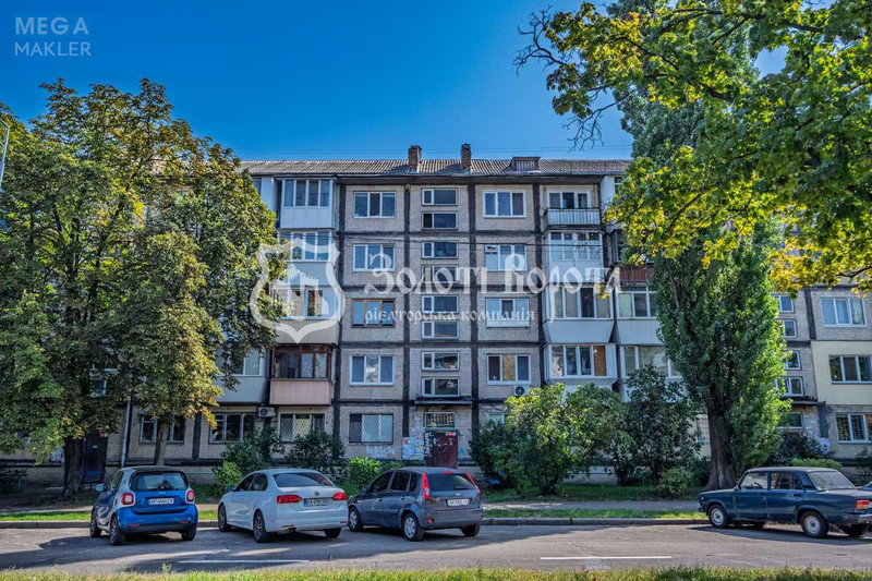 Продаж 1 кімнатної квартири (28/16/6), 1 пов. 5 пов. будинку, <a class="location-link" href="/kiev/" title="Недвижимость Київ">Київ</a>, <a class="location-link" href="/kiev/dneprovskij/" title="Недвижимость Дніпровський район">Дніпровський р-н</a>, Верховної Ради бульв., 26 (изображение 13)