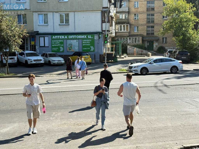 Оренда комерційної нерухомості, 55 кв.м, под магазин, <a class="location-link" href="/kiev/" title="Недвижимость Київ">Київ</a>, <a class="location-link" href="/kiev/solomenskij/" title="Недвижимость Солом'янський район">Солом'янський р-н</a>, Солом`янська вул., 36 (изображение 2)