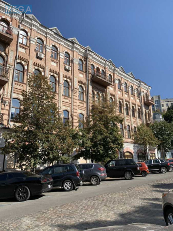 Оренда 2 кімнатної квартири, <a class="location-link" href="/kiev/" title="Недвижимость Київ">Київ</a>, <a class="location-link" href="/kiev/pecherskij/" title="Недвижимость Печерський район">Печерський р-н</a>, Ольгинська вул., 2/1 (изображение 16)