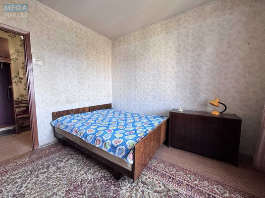 Оренда 2 кімнатної квартири, <a class="location-link" href="/kiev/" title="Недвижимость Київ">Київ</a>, <a class="location-link" href="/kiev/desnyanskij/" title="Недвижимость Деснянський район">Деснянський р-н</a>, Владимира Маяковского просп., 38/10 (изображение 2)