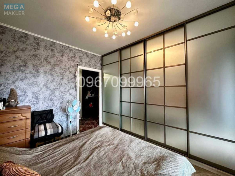 Продаж 3 кімнатної квартири (84/46/15), 4 пов. 16 пов. будинку, <a class="location-link" href="/kiev/" title="Недвижимость Київ">Київ</a>, <a class="location-link" href="/kiev/darnickij/" title="Недвижимость Дарницький район">Дарницький р-н</a>, Ревуцького вул., 36/2 (изображение 16)