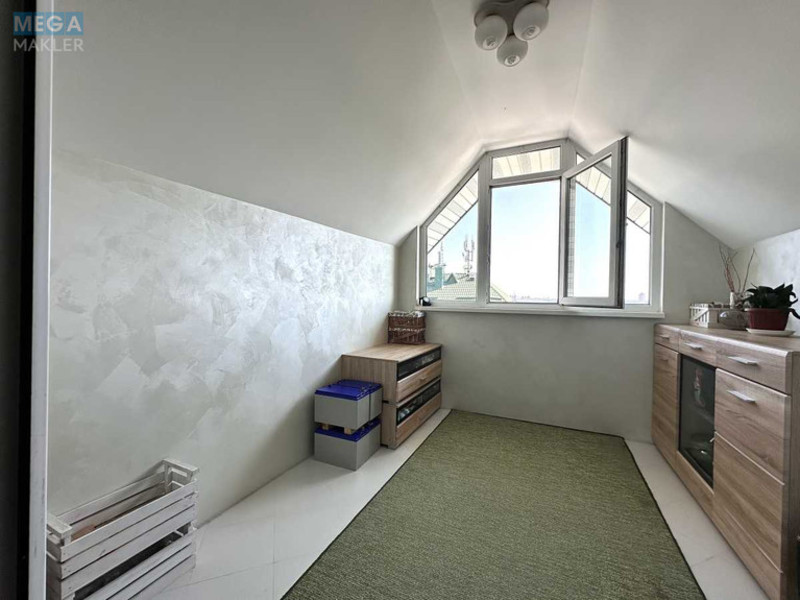 Продаж 3 кімнатної квартири (103/60/25), 5 пов. 5 пов. будинку, <a class="location-link" href="/petropavlovskaya-borshagovka/" title="Недвижимость Петропавлівська Борщагівка">Петропавлівська Борщагівка</a>, Борщагівська, 30а (изображение 2)