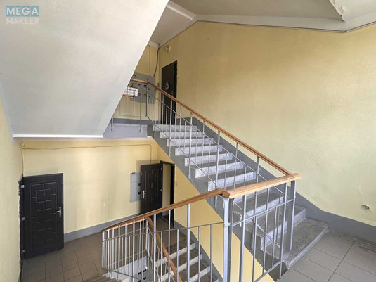 Продаж 3 кімнатної квартири (103/60/25), 5 пов. 5 пов. будинку, <a class="location-link" href="/petropavlovskaya-borshagovka/" title="Недвижимость Петропавлівська Борщагівка">Петропавлівська Борщагівка</a>, Борщагівська, 30а (изображение 6)