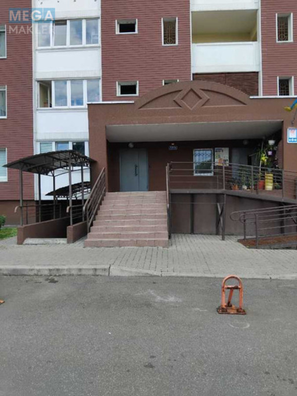 Оренда 2 кімнатної квартири, <a class="location-link" href="/kiev/" title="Недвижимость Київ">Київ</a>, <a class="location-link" href="/kiev/goloseevskij/" title="Недвижимость Голосіївський район">Голосіївський р-н</a>, Ясинуватський пров. (изображение 2)