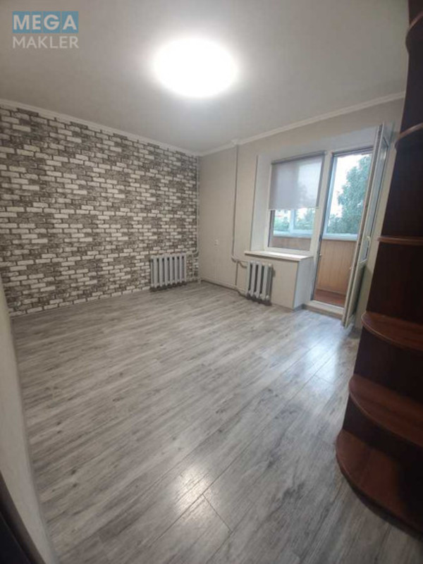 Продаж 3 кімнатної квартири (67,1/40/8,4), 2 пов. 14 пов. будинку, <a class="location-link" href="/brovary/" title="Недвижимость Бровари">Бровари</a>, Грушевського, 13 (изображение 4)