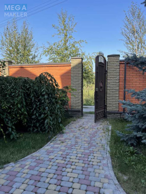 Продаж дома, 2 поверху, 270 кв.м, 5 кімнат, ділянка 18 соток, <a class="location-link" href="/novoselovka-selo-dp-novomoskovskij-rajon/" title="Недвижимость Новоселівка">Новоселівка</a>, Осипенко (изображение 2)