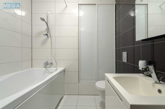 Оренда 3 кімнатної квартири, <a class="location-link" href="/kiev/" title="Недвижимость Київ">Київ</a>, <a class="location-link" href="/kiev/goloseevskij/" title="Недвижимость Голосіївський район">Голосіївський р-н</a>, Голосіївська вул., 13б (изображение 17)