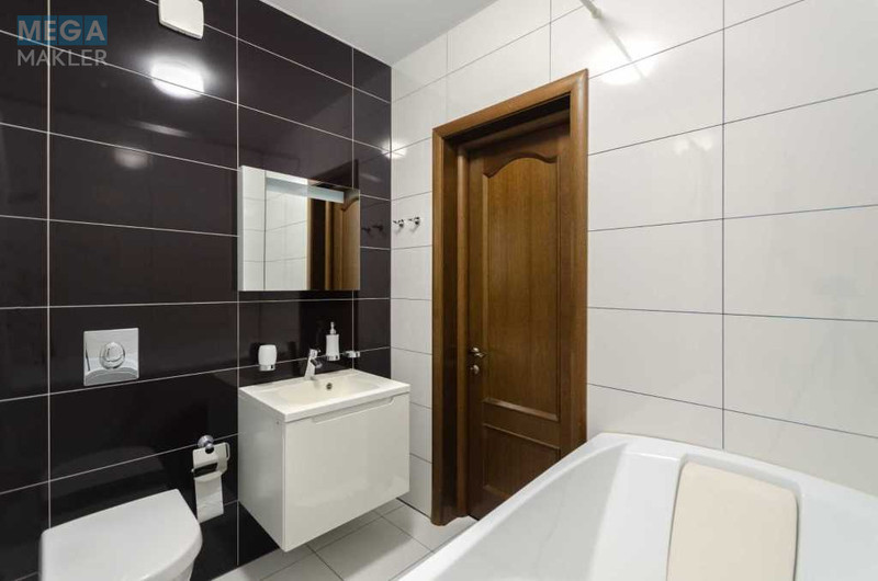 Оренда 3 кімнатної квартири, <a class="location-link" href="/kiev/" title="Недвижимость Київ">Київ</a>, <a class="location-link" href="/kiev/goloseevskij/" title="Недвижимость Голосіївський район">Голосіївський р-н</a>, Голосіївська вул., 13б (изображение 18)