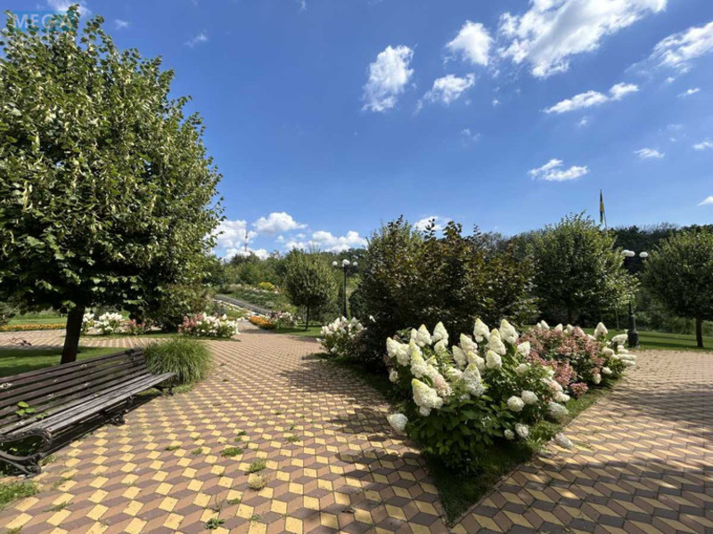 Оренда 3 кімнатної квартири, <a class="location-link" href="/kiev/" title="Недвижимость Київ">Київ</a>, <a class="location-link" href="/kiev/goloseevskij/" title="Недвижимость Голосіївський район">Голосіївський р-н</a>, Павла Грабовського пров., 11 (изображение 20)