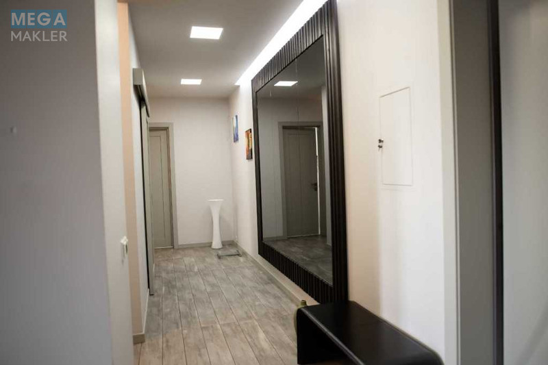 Продаж 3 кімнатної квартири (83/42/6), 12 пов. 24 пов. будинку, <a class="location-link" href="/kiev/" title="Недвижимость Київ">Київ</a>, <a class="location-link" href="/kiev/shevchenkovskij/" title="Недвижимость Шевченківський район">Шевченківський р-н</a>, Полтавская ул., 10 (изображение 6)