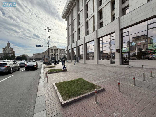 Оренда комерційної нерухомості, 500&nbsp;кв.м, <a class="location-link" href="/kiev/" title="Недвижимость Київ">Київ</a>, <a class="location-link" href="/kiev/pecherskij/" title="Недвижимость Печерський район">Печерський р-н</a>, Хрещатик вул., 18 (изображение 6)
