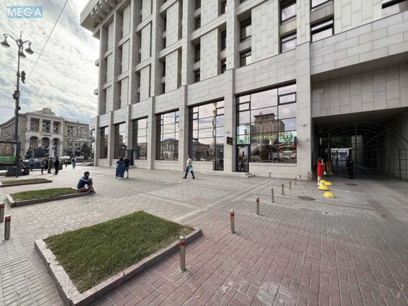 Оренда комерційної нерухомості, 500&nbsp;кв.м, <a class="location-link" href="/kiev/" title="Недвижимость Київ">Київ</a>, <a class="location-link" href="/kiev/pecherskij/" title="Недвижимость Печерський район">Печерський р-н</a>, Хрещатик вул., 18 (изображение 7)