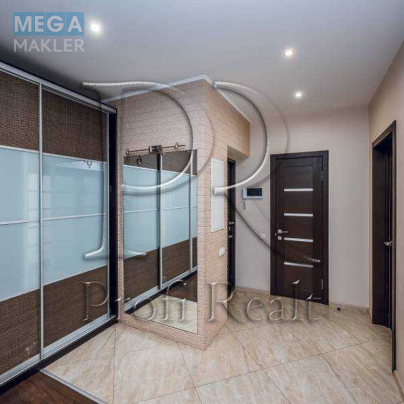 Продаж 3 кімнатної квартири (111/58/18), 10 пов. 12 пов. будинку, <a class="location-link" href="/kiev/" title="Недвижимость Київ">Київ</a>, <a class="location-link" href="/kiev/shevchenkovskij/" title="Недвижимость Шевченківський район">Шевченківський р-н</a>, Дмитрівська вулиця, 75 (изображение 4)