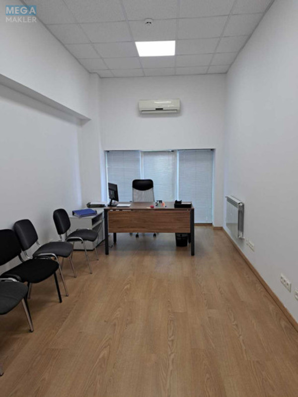 Оренда комерційної нерухомості, 375 кв.м, под офис, <a class="location-link" href="/kiev/" title="Недвижимость Київ">Київ</a>, <a class="location-link" href="/kiev/dneprovskij/" title="Недвижимость Дніпровський район">Дніпровський р-н</a>, Евгения Сверстюка ул., 11 (изображение 11)