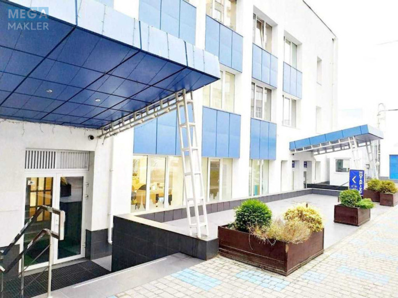 Оренда комерційної нерухомості, 375 кв.м, под офис, <a class="location-link" href="/kiev/" title="Недвижимость Київ">Київ</a>, <a class="location-link" href="/kiev/dneprovskij/" title="Недвижимость Дніпровський район">Дніпровський р-н</a>, Евгения Сверстюка ул., 11 (изображение 17)