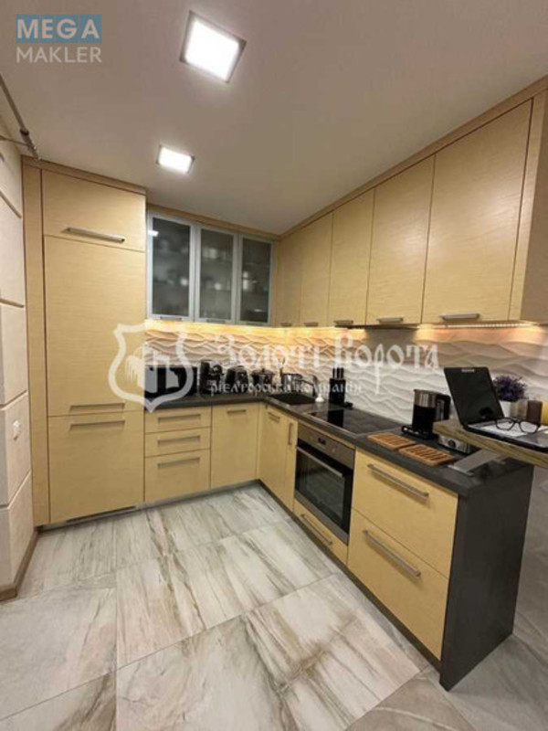 Продаж 3 кімнатної квартири (81/42/20), 13 пов. 15 пов. будинку, <a class="location-link" href="/kiev/" title="Недвижимость Київ">Київ</a>, <a class="location-link" href="/kiev/darnickij/" title="Недвижимость Дарницький район">Дарницький р-н</a>, Олександра Кошиця вул., 10/21 (изображение 9)