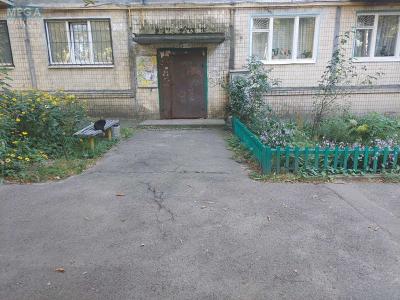 Оренда 2 кімнатної квартири, <a class="location-link" href="/kiev/" title="Недвижимость Київ">Київ</a>, <a class="location-link" href="/kiev/podolskij/" title="Недвижимость Подільський район">Подільський р-н</a>, Стеценко ул., 4 (изображение 18)