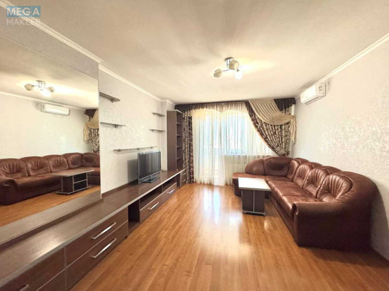 Оренда 3 кімнатної квартири, <a class="location-link" href="/kiev/" title="Недвижимость Київ">Київ</a>, <a class="location-link" href="/kiev/darnickij/" title="Недвижимость Дарницький район">Дарницький р-н</a>, Анны Ахматовой ул., 13 (изображение 8)