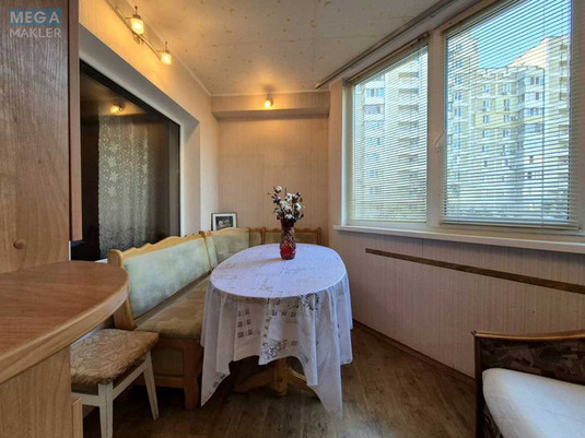 Продаж 3 кімнатної квартири (78/41/8), 3 пов. 15 пов. будинку, <a class="location-link" href="/kiev/" title="Недвижимость Київ">Київ</a>, <a class="location-link" href="/kiev/darnickij/" title="Недвижимость Дарницький район">Дарницький р-н</a>, Ревуцького вул., 7 (изображение 2)