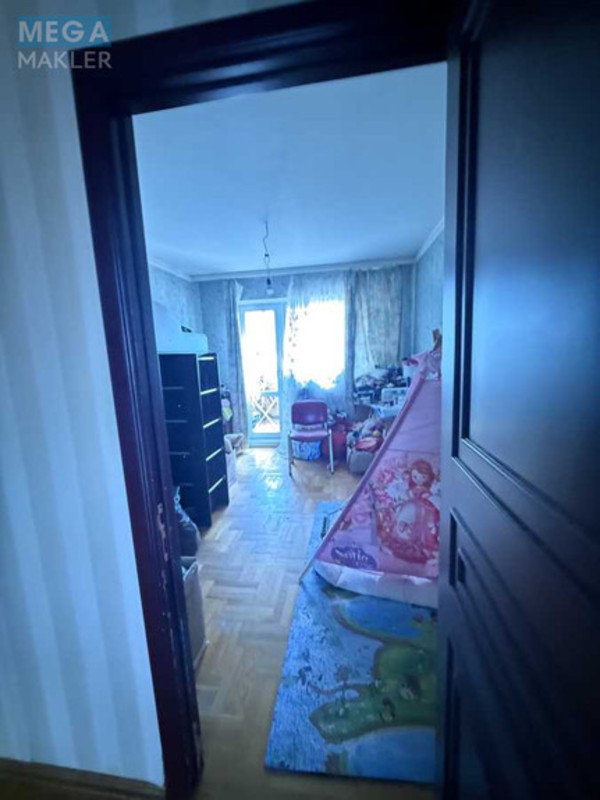 Продаж 3 кімнатної квартири (103/55/12), 7 пов. 16 пов. будинку, <a class="location-link" href="/kiev/" title="Недвижимость Київ">Київ</a>, <a class="location-link" href="/kiev/darnickij/" title="Недвижимость Дарницький район">Дарницький р-н</a>, Анны Ахматовой ул., 43 (изображение 14)