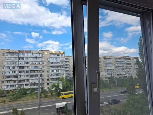 Продаж 3 кімнатної квартири (70,5/40/7,2), 4 пов. 9 пов. будинку, <a class="location-link" href="/kiev/" title="Недвижимость Київ">Київ</a>, <a class="location-link" href="/kiev/obolonskij/" title="Недвижимость Оболонський район">Оболонський р-н</a>, Героїв Дніпра вул., 62 (изображение 3)