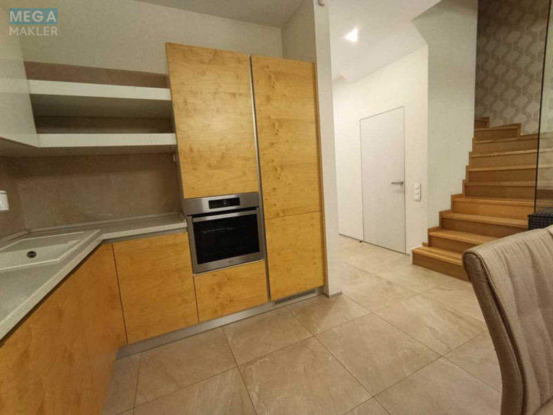 Продаж дома, 2 поверху, 112 кв.м, 3 кімнати, ділянка 1,60 сотка, <a class="location-link" href="/kiev/" title="Недвижимость Київ">Київ</a>, <a class="location-link" href="/kiev/solomenskij/" title="Недвижимость Солом'янський район">Солом'янський р-н</a>, Павла Потоцького вул. (изображение 5)