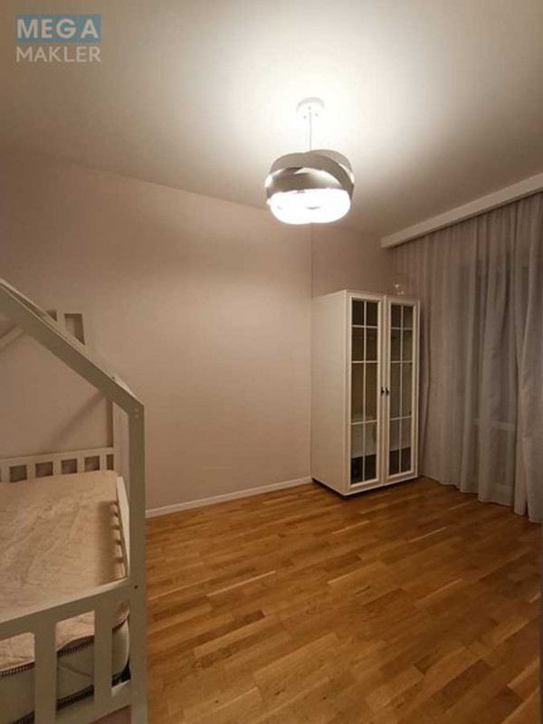 Продаж дома, 2 поверху, 112 кв.м, 3 кімнати, ділянка 1,60 сотка, <a class="location-link" href="/kiev/" title="Недвижимость Київ">Київ</a>, <a class="location-link" href="/kiev/solomenskij/" title="Недвижимость Солом'янський район">Солом'янський р-н</a>, Павла Потоцького вул. (изображение 12)