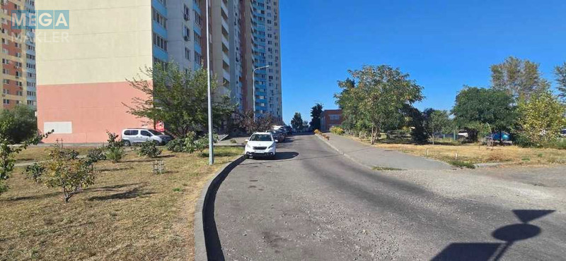 Продаж 1 кімнатної квартири (40/17/9), 21 пов. 25 пов. будинку, <a class="location-link" href="/kiev/" title="Недвижимость Київ">Київ</a>, <a class="location-link" href="/kiev/desnyanskij/" title="Недвижимость Деснянський район">Деснянський р-н</a>, Милославская ул., 2 (изображение 23)