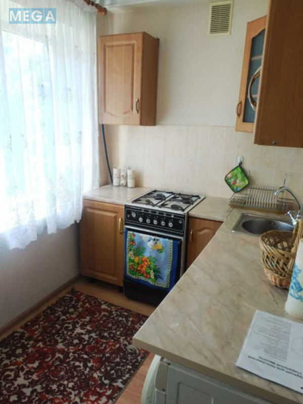 Оренда 1 кімнатної квартири, <a class="location-link" href="/kiev/" title="Недвижимость Київ">Київ</a>, <a class="location-link" href="/kiev/dneprovskij/" title="Недвижимость Дніпровський район">Дніпровський р-н</a>, Космічна вул., 5 (изображение 4)