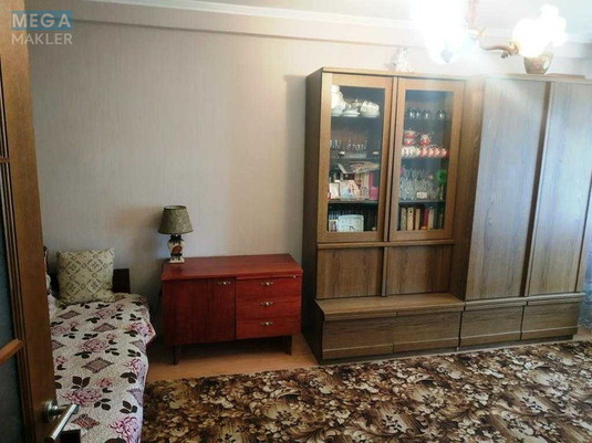 Оренда 1 кімнатної квартири, <a class="location-link" href="/kiev/" title="Недвижимость Київ">Київ</a>, <a class="location-link" href="/kiev/dneprovskij/" title="Недвижимость Дніпровський район">Дніпровський р-н</a>, Космічна вул., 5 (изображение 11)