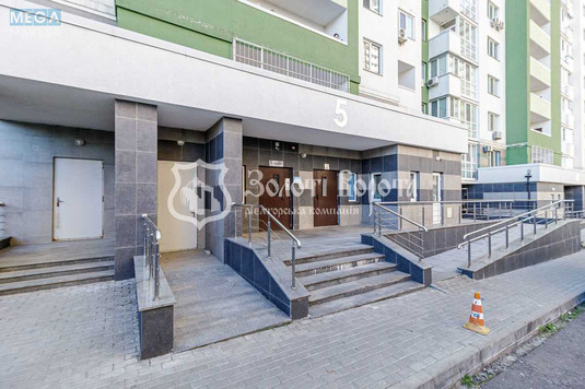 Продаж 3 кімнатної квартири (108/45/25), 16 пов. 17 пов. будинку, <a class="location-link" href="/kiev/" title="Недвижимость Київ">Київ</a>, <a class="location-link" href="/kiev/svyatoshinskij/" title="Недвижимость Святошинський район">Святошинський р-н</a>, Академіка Вернадського бульв., 24 (изображение 22)