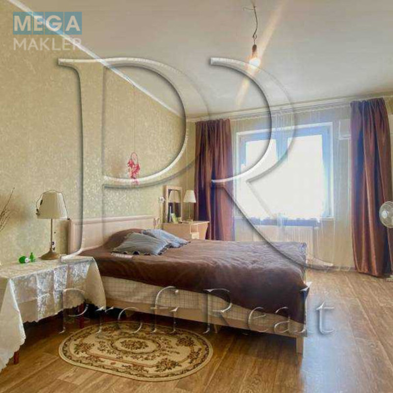 Продаж 3 кімнатної квартири (98/54/15), 12 пов. 25 пов. будинку, <a class="location-link" href="/kiev/" title="Недвижимость Київ">Київ</a>, <a class="location-link" href="/kiev/podolskij/" title="Недвижимость Подільський район">Подільський р-н</a>, Сергія Данченка, 1 (изображение 3)