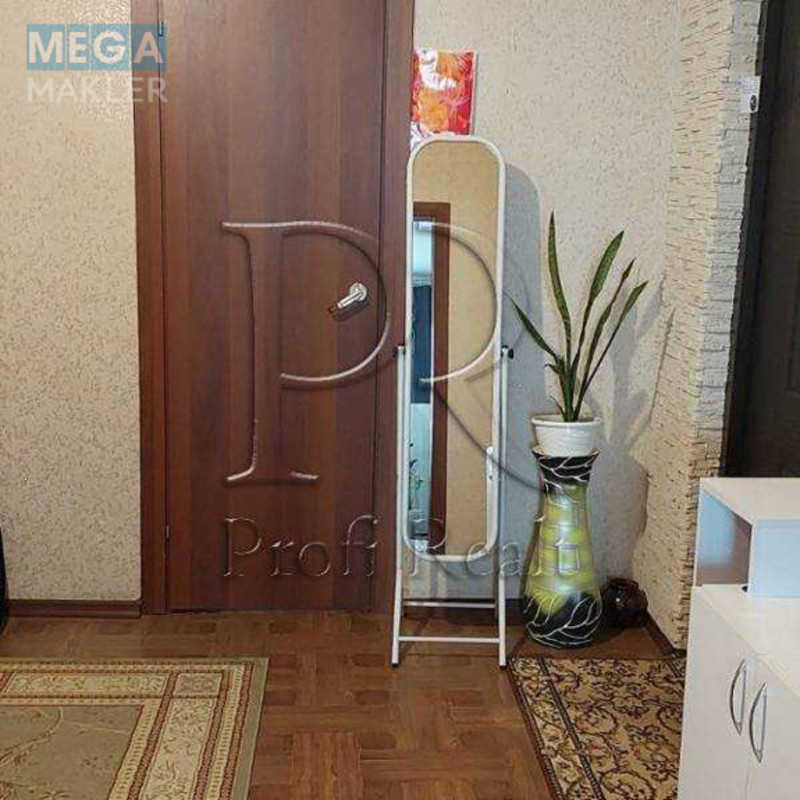 Продаж 3 кімнатної квартири (98/54/15), 12 пов. 25 пов. будинку, <a class="location-link" href="/kiev/" title="Недвижимость Київ">Київ</a>, <a class="location-link" href="/kiev/podolskij/" title="Недвижимость Подільський район">Подільський р-н</a>, Сергія Данченка, 1 (изображение 10)