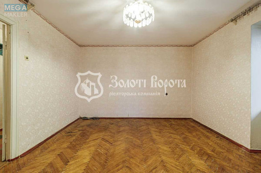 Продаж 1 кімнатної квартири (40/17/5), 2 пов. 9 пов. будинку, <a class="location-link" href="/kiev/" title="Недвижимость Київ">Київ</a>, <a class="location-link" href="/kiev/pecherskij/" title="Недвижимость Печерський район">Печерський р-н</a>, Суворова вул., 18/20 (изображение 2)