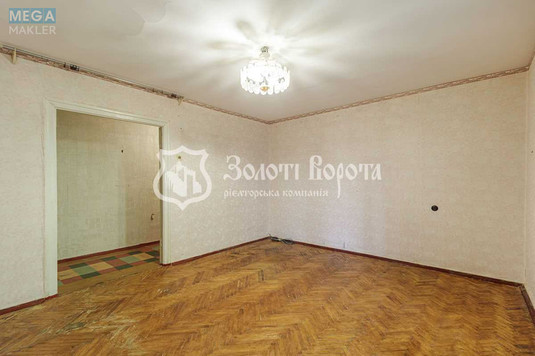 Продаж 1 кімнатної квартири (40/17/5), 2 пов. 9 пов. будинку, <a class="location-link" href="/kiev/" title="Недвижимость Київ">Київ</a>, <a class="location-link" href="/kiev/pecherskij/" title="Недвижимость Печерський район">Печерський р-н</a>, Суворова вул., 18/20 (изображение 3)