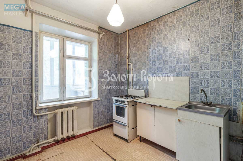 Продаж 1 кімнатної квартири (40/17/5), 2 пов. 9 пов. будинку, <a class="location-link" href="/kiev/" title="Недвижимость Київ">Київ</a>, <a class="location-link" href="/kiev/pecherskij/" title="Недвижимость Печерський район">Печерський р-н</a>, Суворова вул., 18/20 (изображение 6)