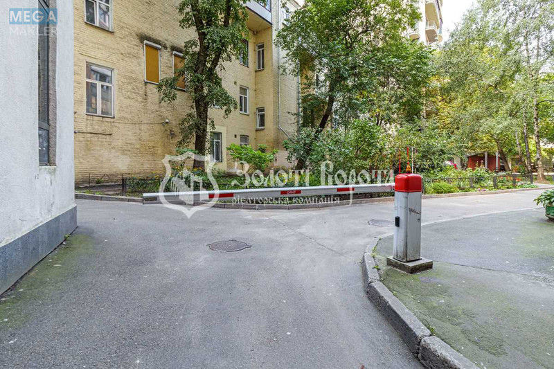 Продаж 1 кімнатної квартири (40/17/5), 2 пов. 9 пов. будинку, <a class="location-link" href="/kiev/" title="Недвижимость Київ">Київ</a>, <a class="location-link" href="/kiev/pecherskij/" title="Недвижимость Печерський район">Печерський р-н</a>, Суворова вул., 18/20 (изображение 20)
