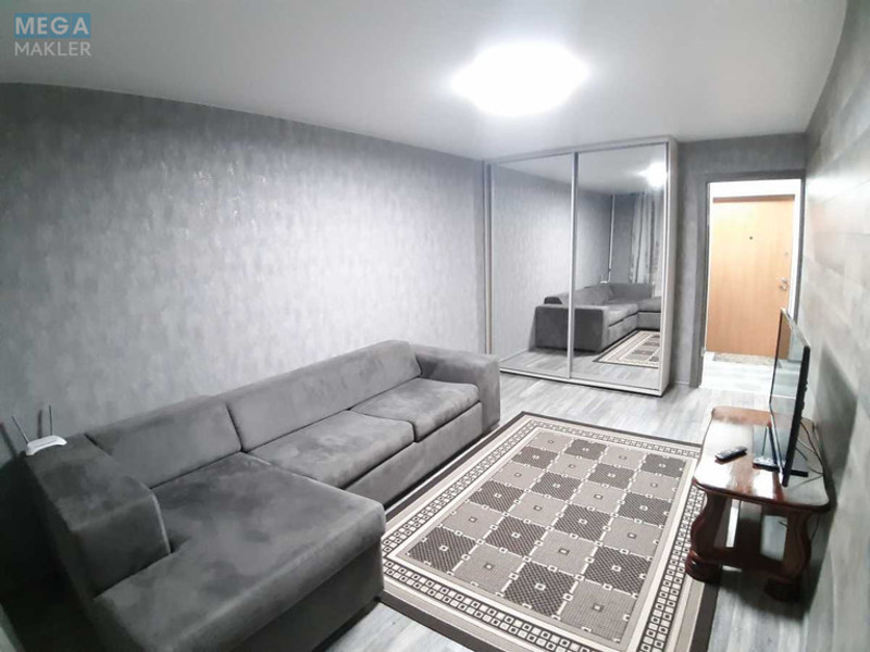 Оренда 1 кімнатної квартири, <a class="location-link" href="/kiev/" title="Недвижимость Київ">Київ</a>, <a class="location-link" href="/kiev/obolonskij/" title="Недвижимость Оболонський район">Оболонський р-н</a>, Оболонская пл., 1 (изображение 2)