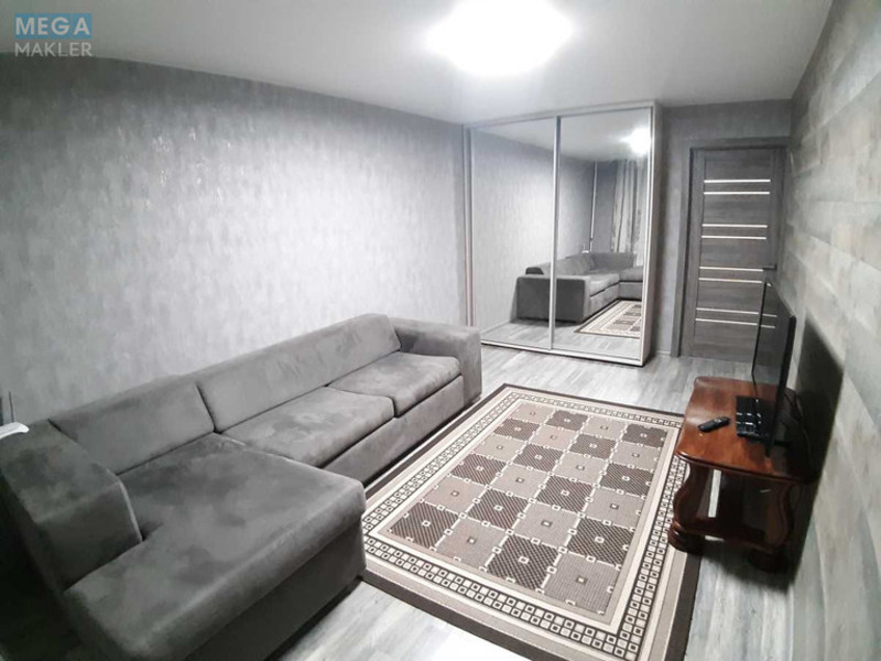 Оренда 1 кімнатної квартири, <a class="location-link" href="/kiev/" title="Недвижимость Київ">Київ</a>, <a class="location-link" href="/kiev/obolonskij/" title="Недвижимость Оболонський район">Оболонський р-н</a>, Оболонская пл., 1 (изображение 3)