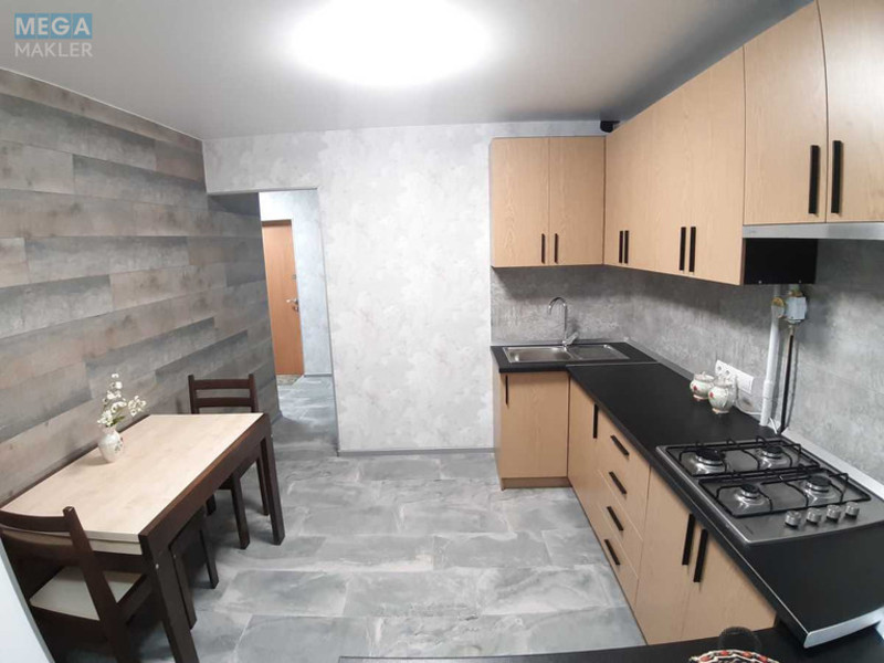 Оренда 1 кімнатної квартири, <a class="location-link" href="/kiev/" title="Недвижимость Київ">Київ</a>, <a class="location-link" href="/kiev/obolonskij/" title="Недвижимость Оболонський район">Оболонський р-н</a>, Оболонская пл., 1 (изображение 6)