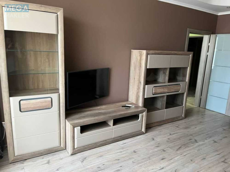 Продаж 3 кімнатної квартири (94/?/12), 4 пов. 5 пов. будинку, <a class="location-link" href="/uzhgorod/" title="Недвижимость Ужгород">Ужгород</a>, Вул.Володимирська (изображение 9)