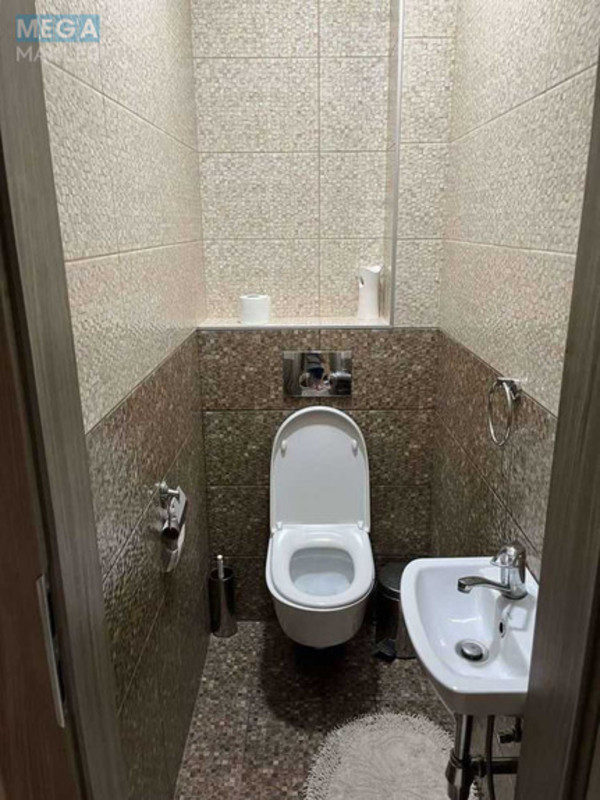 Продаж 3 кімнатної квартири (94/?/12), 4 пов. 5 пов. будинку, <a class="location-link" href="/uzhgorod/" title="Недвижимость Ужгород">Ужгород</a>, Вул.Володимирська (изображение 12)
