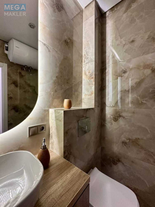 Новобудова, 7 поверхів, <a class="location-link" href="/uzhgorod/" title="Недвижимость Ужгород">Ужгород</a>, вул.Фогарашія (изображение 3)