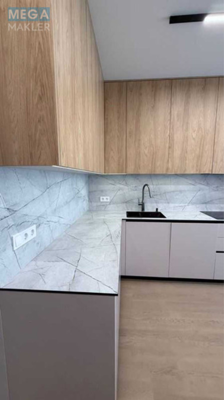Новобудова, 5 поверхів, <a class="location-link" href="/uzhgorod/" title="Недвижимость Ужгород">Ужгород</a>, вул.Капушанська (изображение 10)