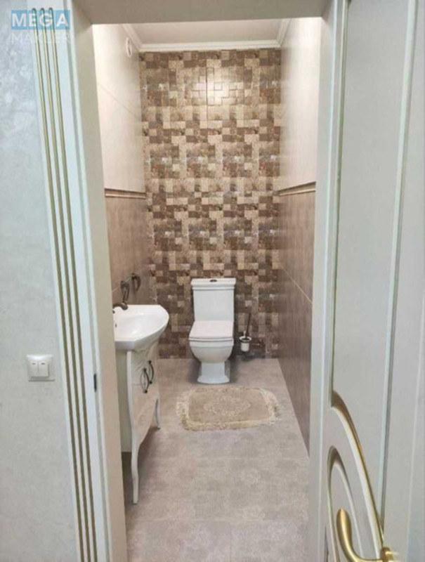 Новобудова, 5 поверхів, <a class="location-link" href="/uzhgorod/" title="Недвижимость Ужгород">Ужгород</a>, вул.Словянська Набережна (изображение 16)