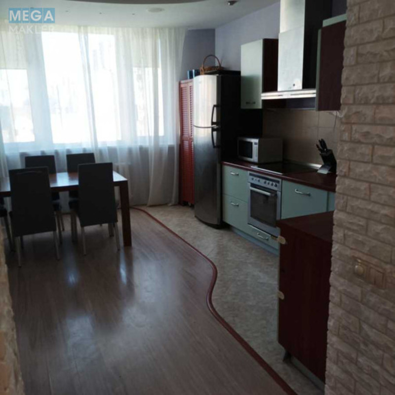 Оренда 3 кімнатної квартири, <a class="location-link" href="/kiev/" title="Недвижимость Київ">Київ</a>, <a class="location-link" href="/kiev/goloseevskij/" title="Недвижимость Голосіївський район">Голосіївський р-н</a>, Лобановского просп., 126г (изображение 2)