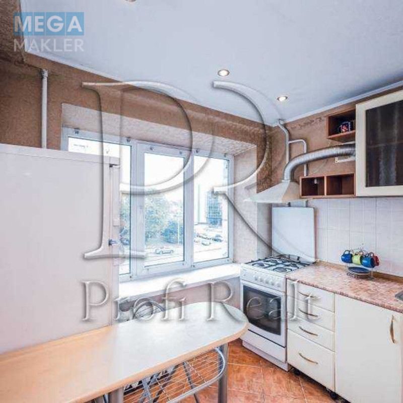 Продаж 1 кімнатної квартири (31/17/5), 4 пов. 9 пов. будинку, <a class="location-link" href="/kiev/" title="Недвижимость Київ">Київ</a>, <a class="location-link" href="/kiev/goloseevskij/" title="Недвижимость Голосіївський район">Голосіївський р-н</a>, Голосіївський проспект, 17 (изображение 6)