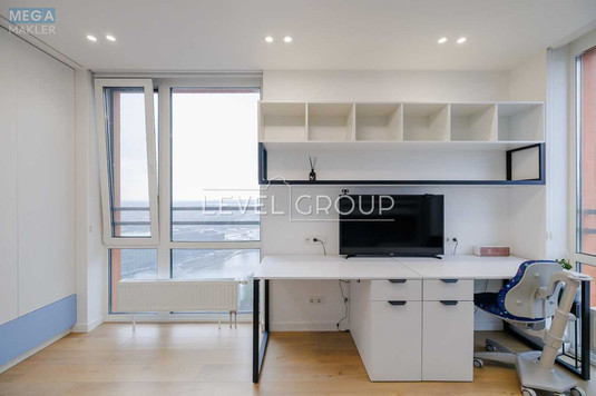 Продаж 3 кімнатної квартири (90/40/28,1), 23 пов. 25 пов. будинку, <a class="location-link" href="/kiev/" title="Недвижимость Київ">Київ</a>, <a class="location-link" href="/kiev/darnickij/" title="Недвижимость Дарницький район">Дарницький р-н</a>, Дніпровська наб., 18А (изображение 8)