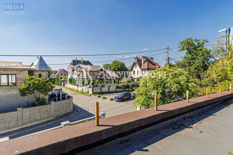 Продаж дома, 2&nbsp;поверху, 444&nbsp;кв.м, 4&nbsp;кімнати, ділянка 4&nbsp;сотки, <a class="location-link" href="/kiev/" title="Недвижимость Київ">Київ</a>, <a class="location-link" href="/kiev/pecherskij/" title="Недвижимость Печерський район">Печерський р-н</a>, Звіринецька вул., 83/29 (изображение 10)