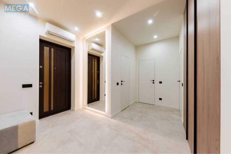 Продаж 2 кімнатної квартири (65/?/12), 4 пов. 9 пов. будинку, <a class="location-link" href="/uzhgorod/" title="Недвижимость Ужгород">Ужгород</a>, вул.Словянська Набережна (изображение 2)